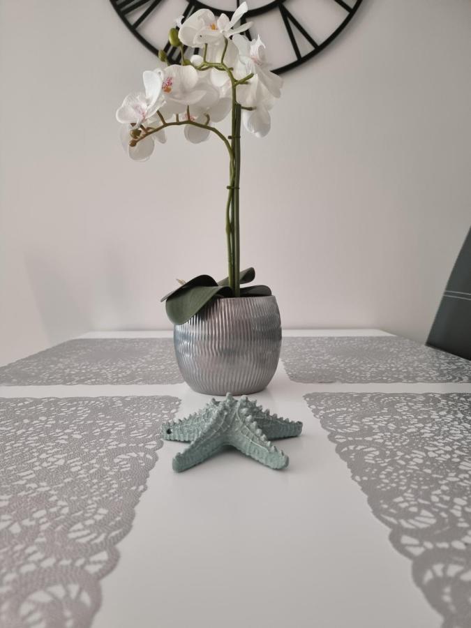Apartment Silver